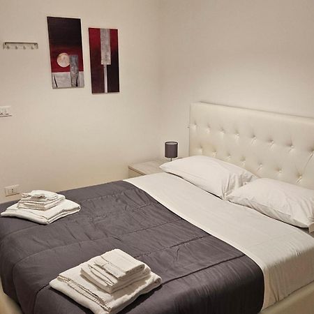 볼로냐 Residenza Ugo Bassi 아파트 외부 사진