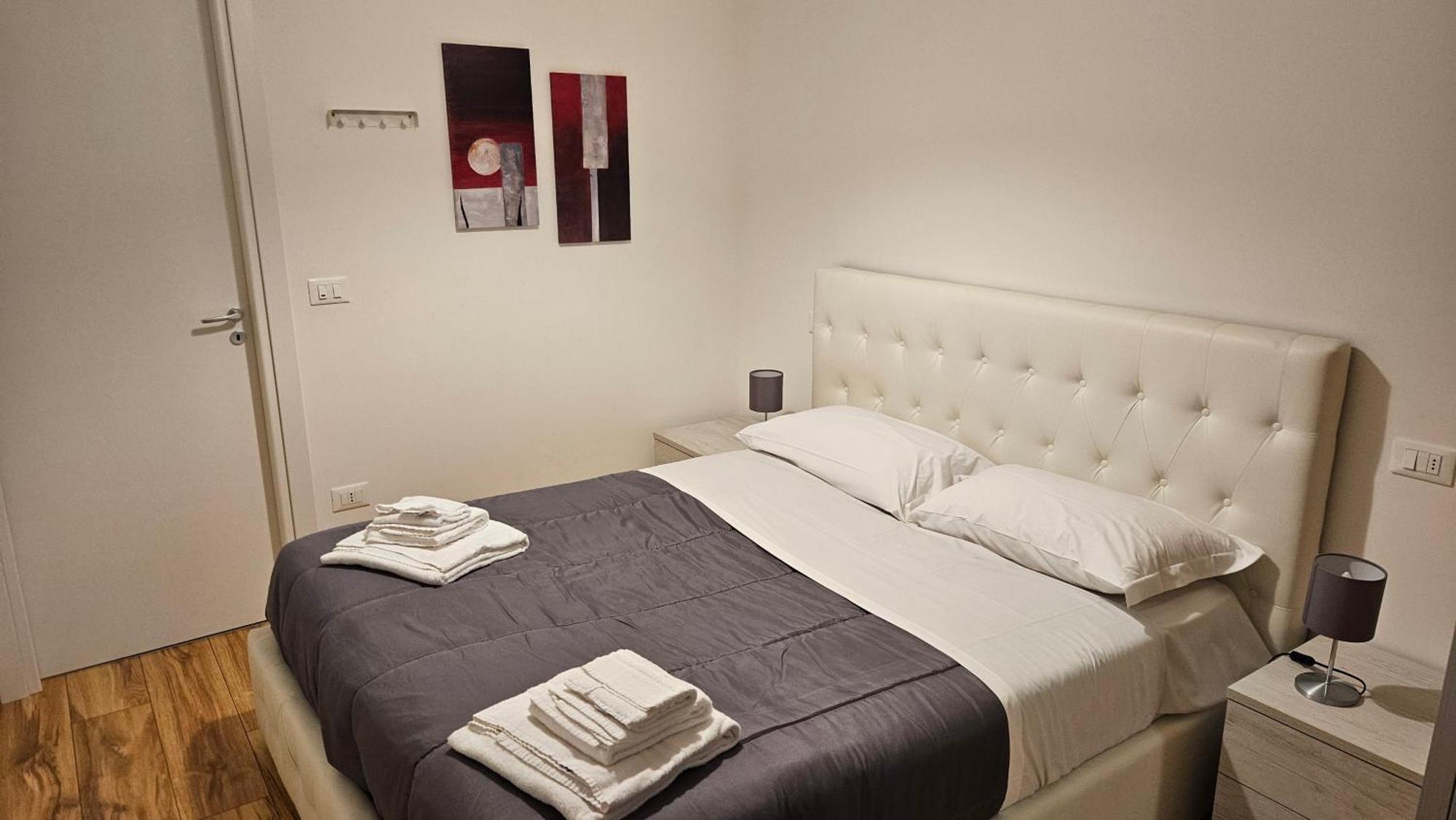 볼로냐 Residenza Ugo Bassi 아파트 외부 사진