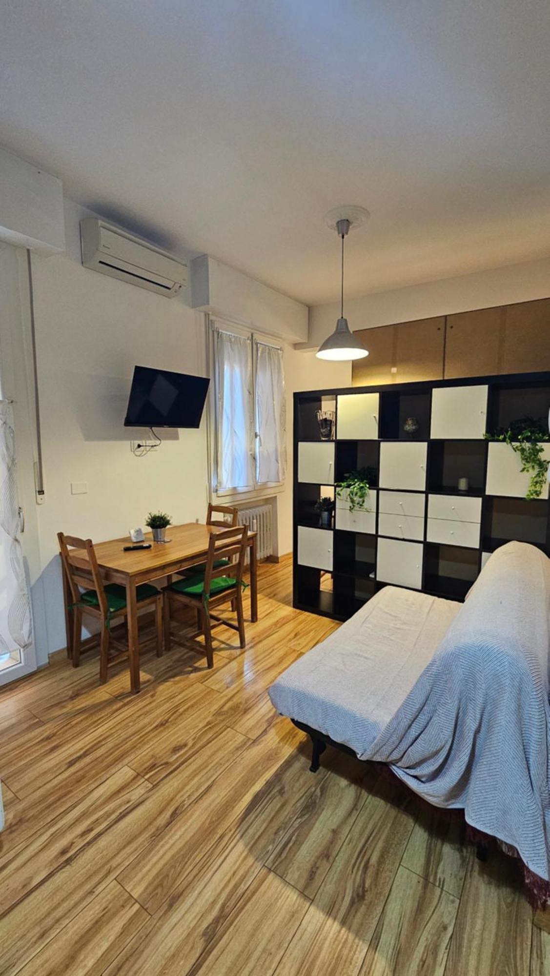 볼로냐 Residenza Ugo Bassi 아파트 외부 사진