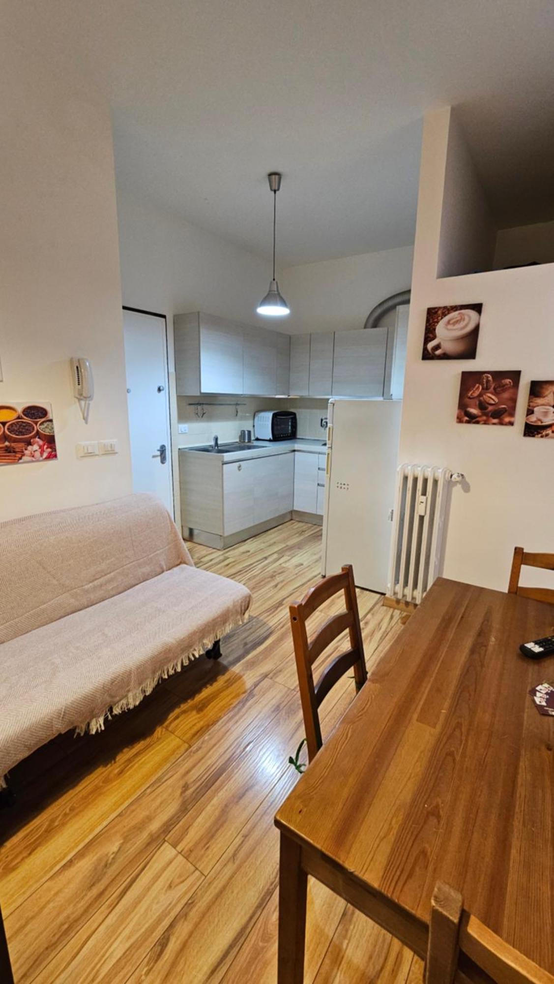 볼로냐 Residenza Ugo Bassi 아파트 외부 사진