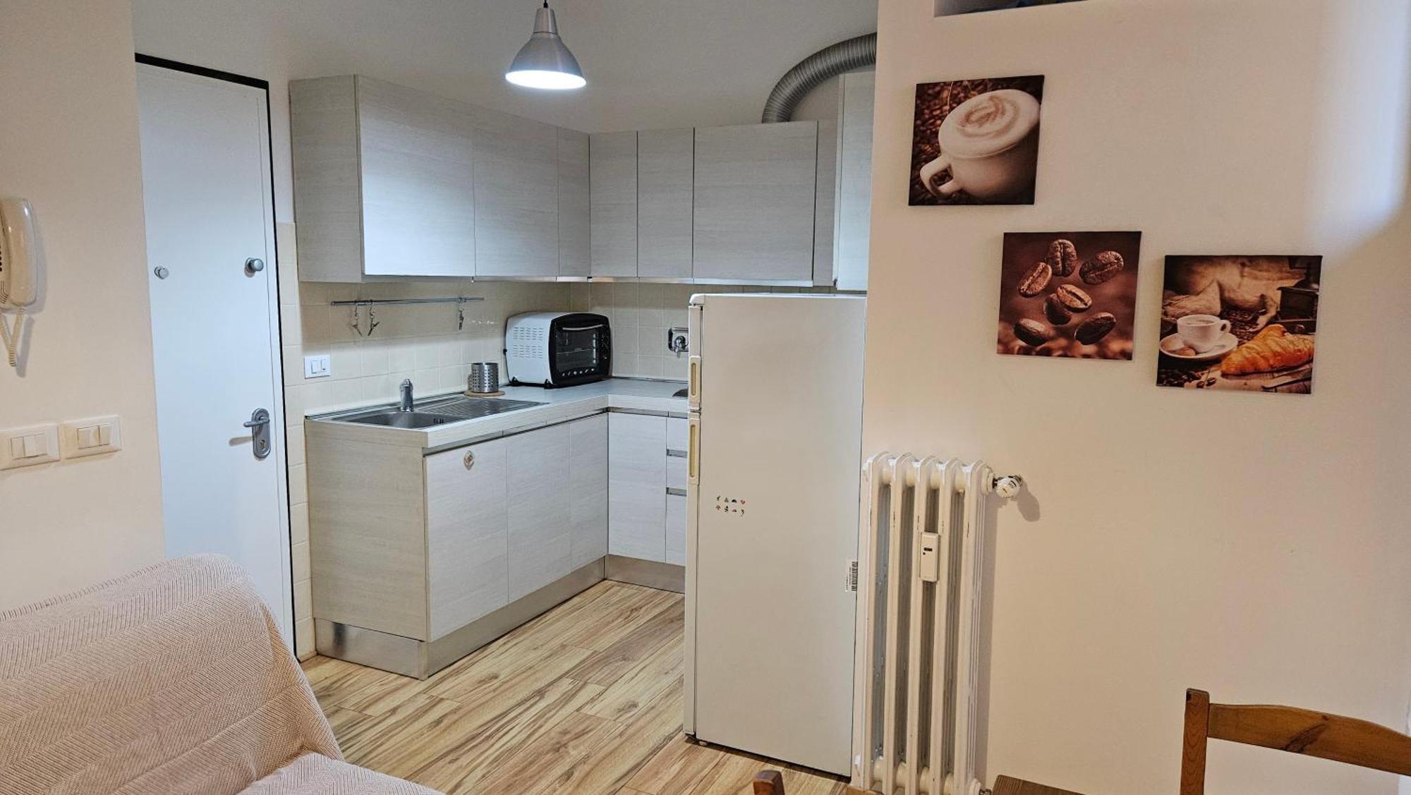 볼로냐 Residenza Ugo Bassi 아파트 외부 사진