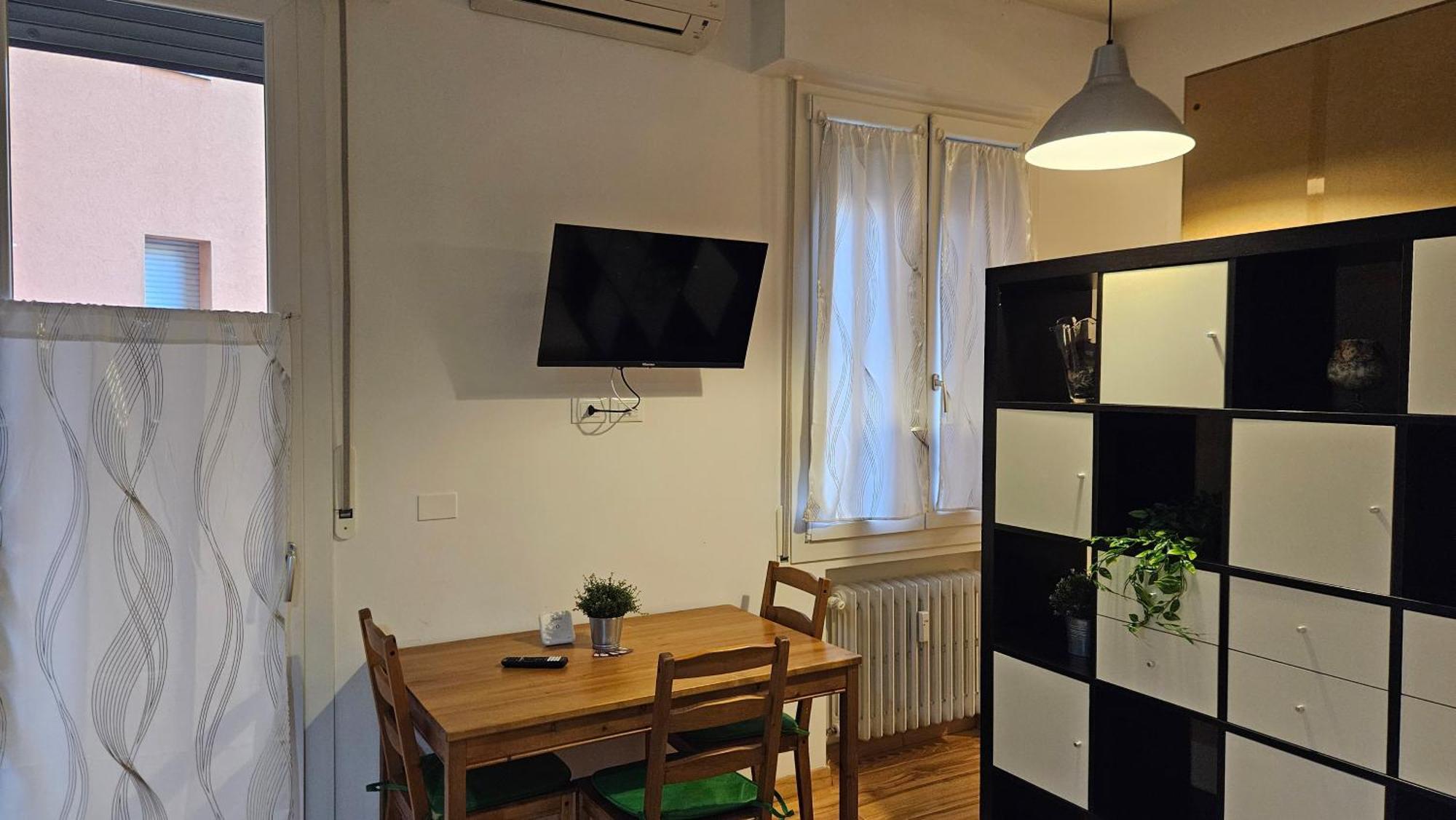 볼로냐 Residenza Ugo Bassi 아파트 외부 사진