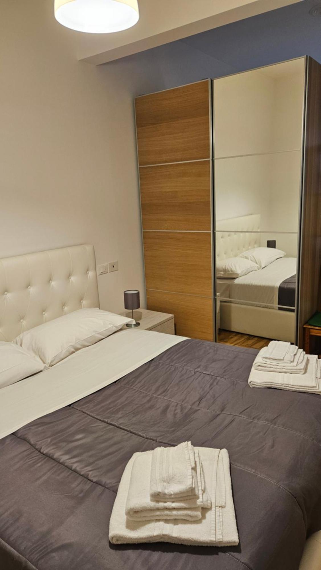 볼로냐 Residenza Ugo Bassi 아파트 외부 사진