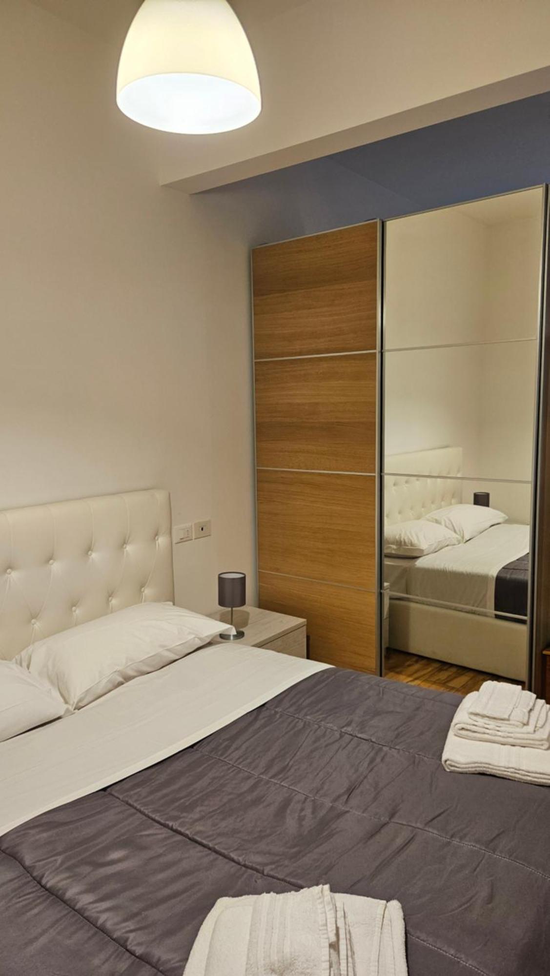 볼로냐 Residenza Ugo Bassi 아파트 외부 사진