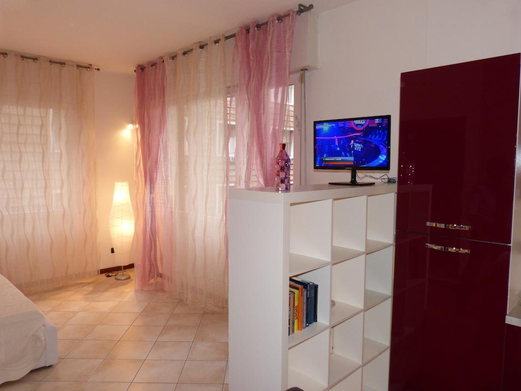 볼로냐 Residenza Ugo Bassi 아파트 객실 사진