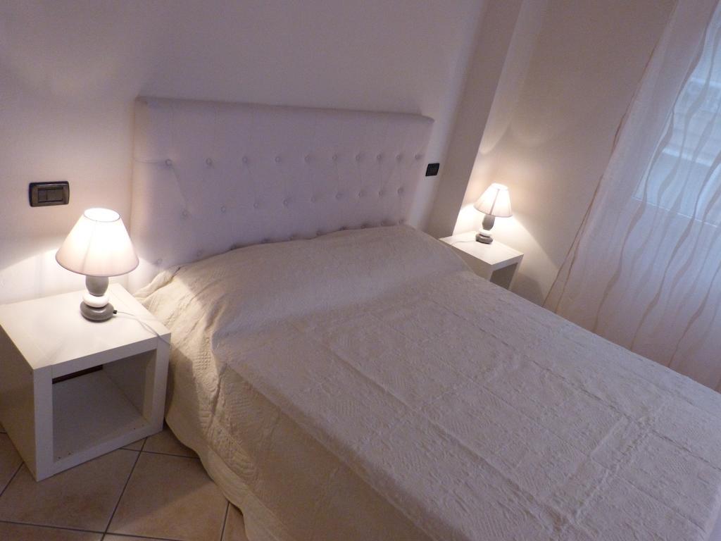 볼로냐 Residenza Ugo Bassi 아파트 객실 사진