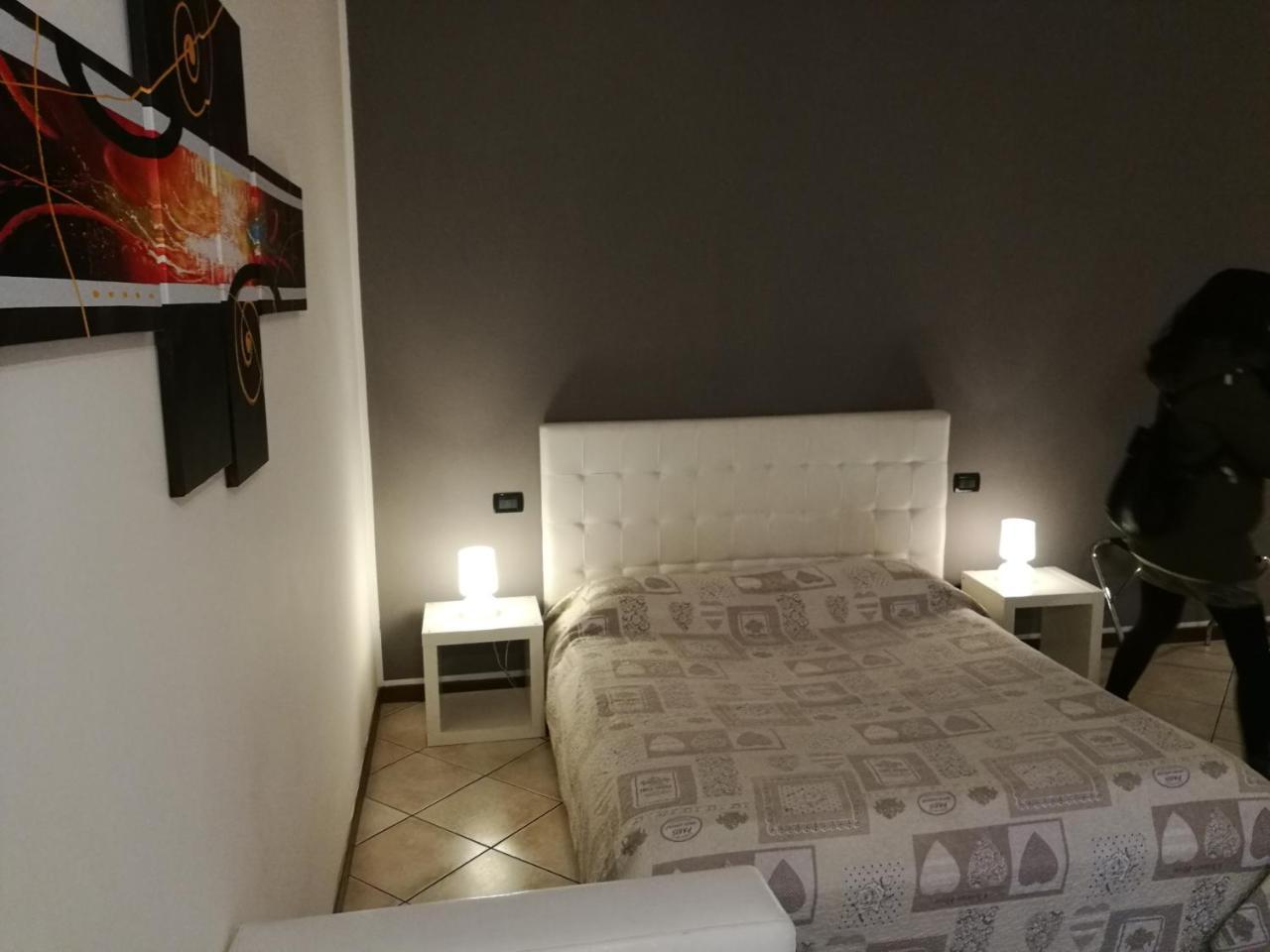 볼로냐 Residenza Ugo Bassi 아파트 외부 사진
